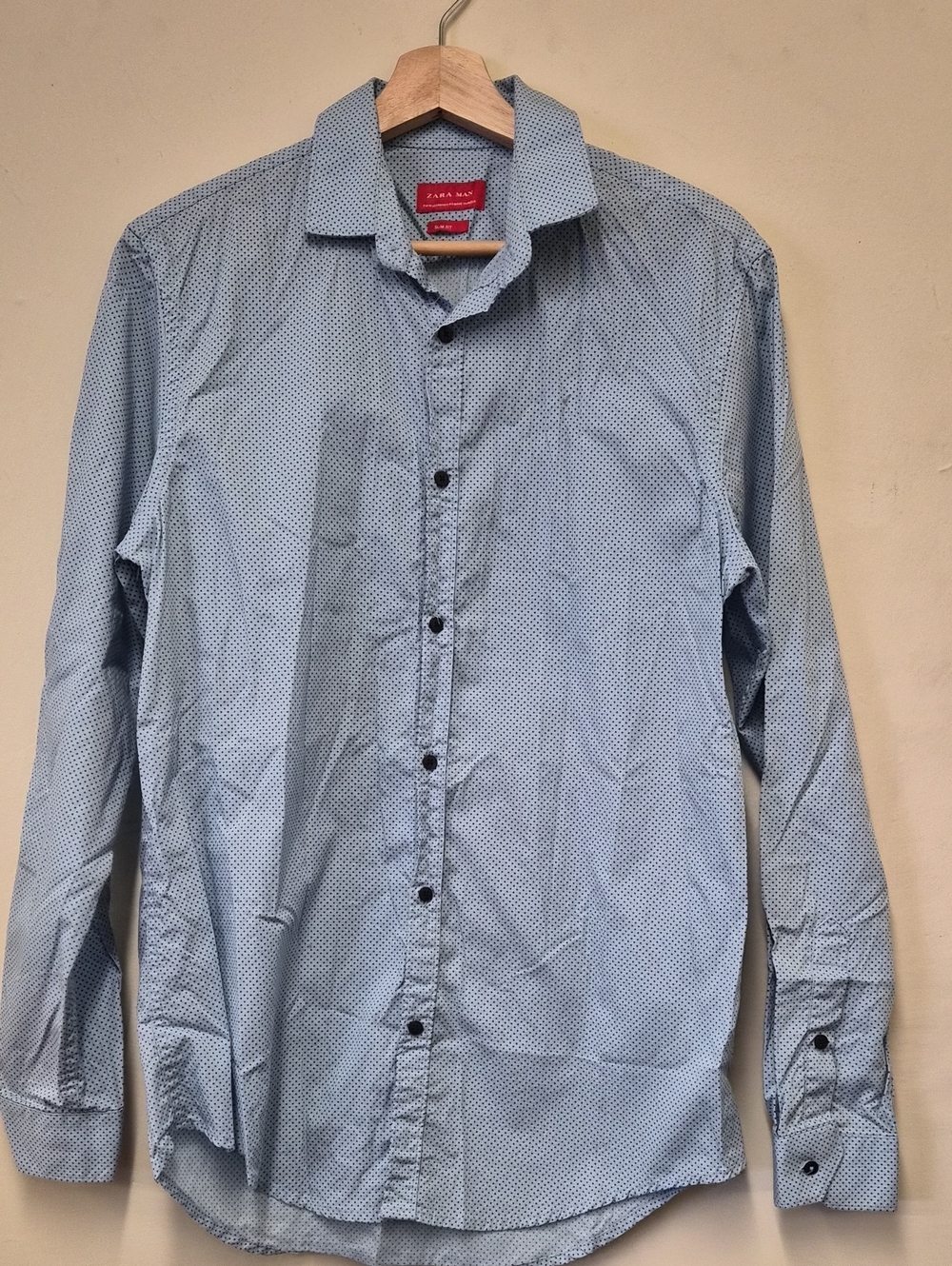 Zara Light Blue Microdot Button-Down Shirt Size M